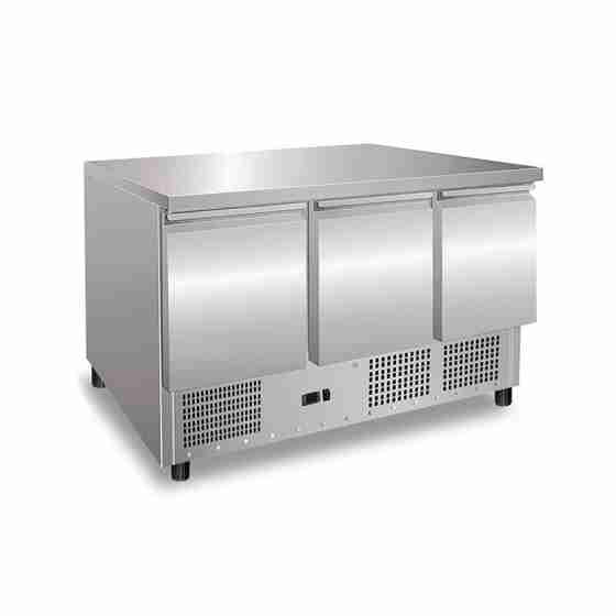 Banco frigo saladette con piano in acciaio inox statico 3 porte 136,5x70x86h cm