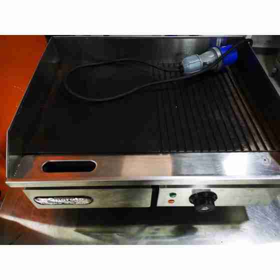 Piastra elettrica in acciaio inox professionale fry top piastra liscia / rigata 550 mm - Usato